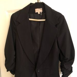 Black Ruched Sleeve Blazer